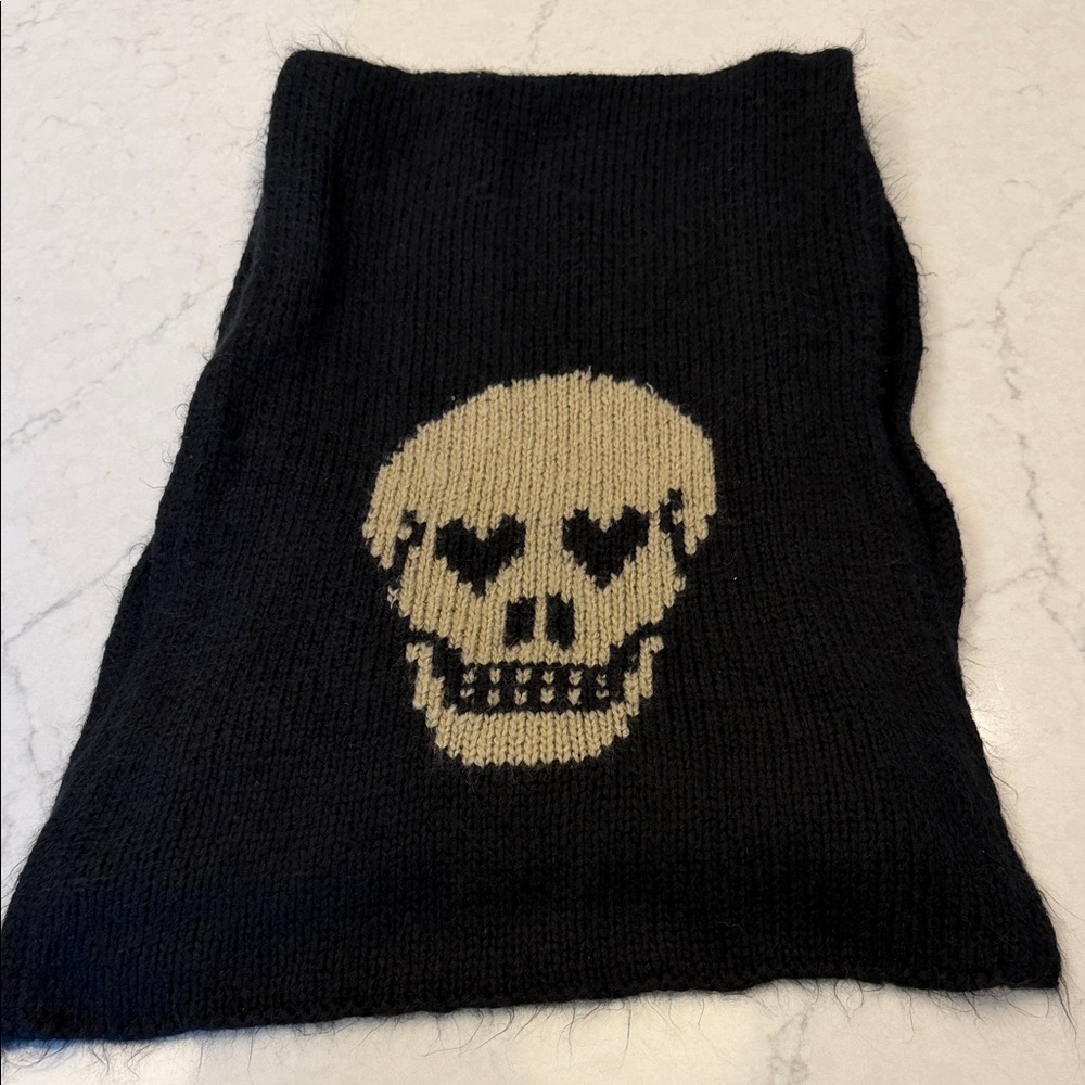 Wooden Ships Black Knit Skull Scarf‎
